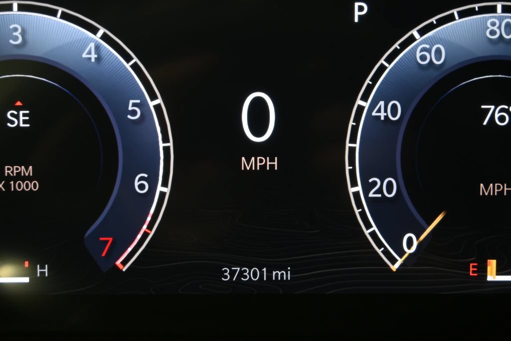 Used 2023 Jeep Grand Cherokee Altitude AWD/4WD image 25