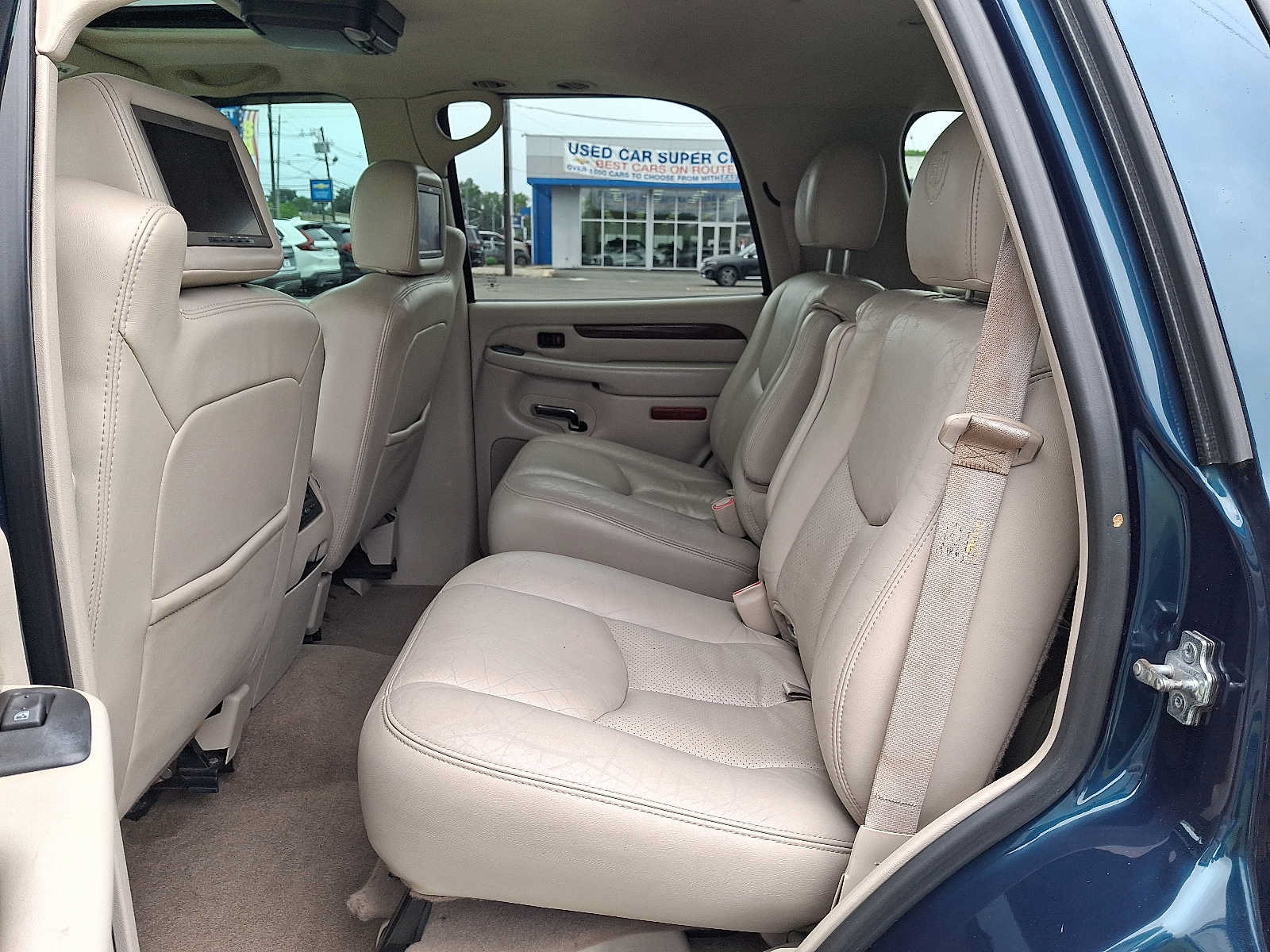 Used 2006 Cadillac Escalade AWD image 10