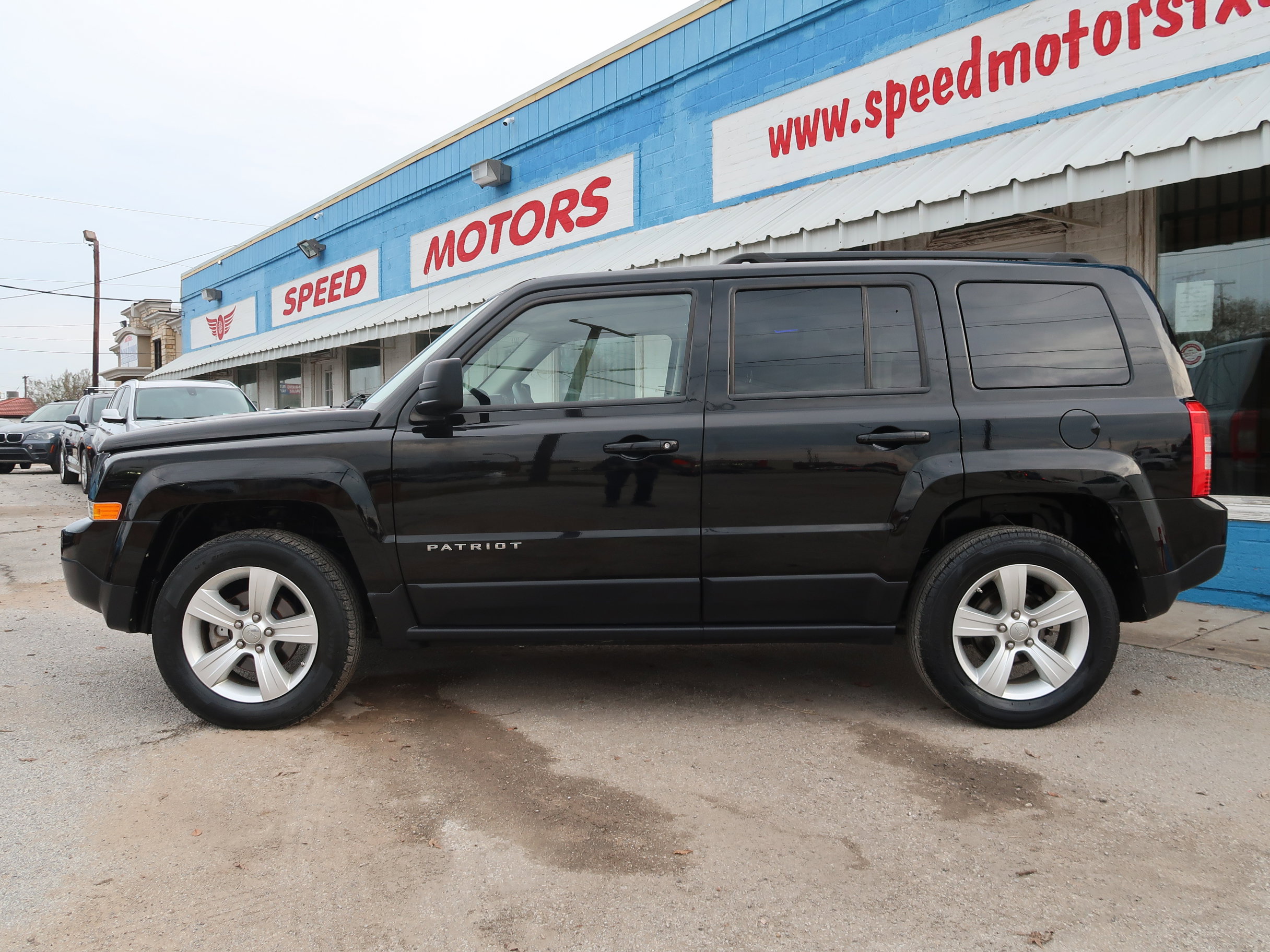 Used 2015 Jeep Patriot Sport w/ Power Value Group image 3