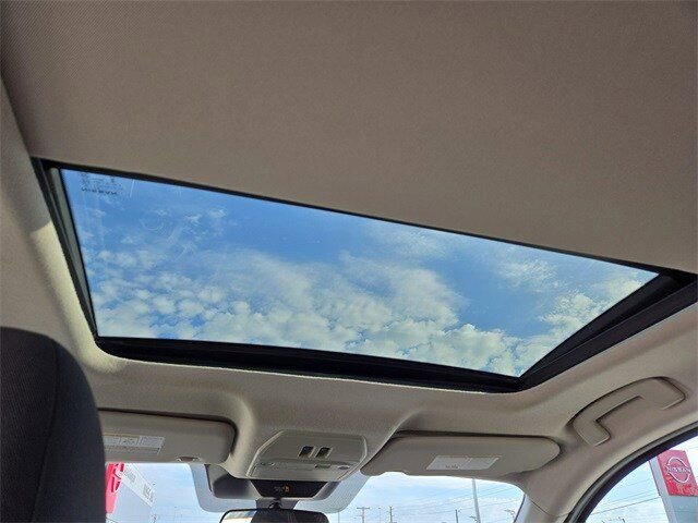 New 2025 Nissan Kicks SV w/ SV Premium Package image 14