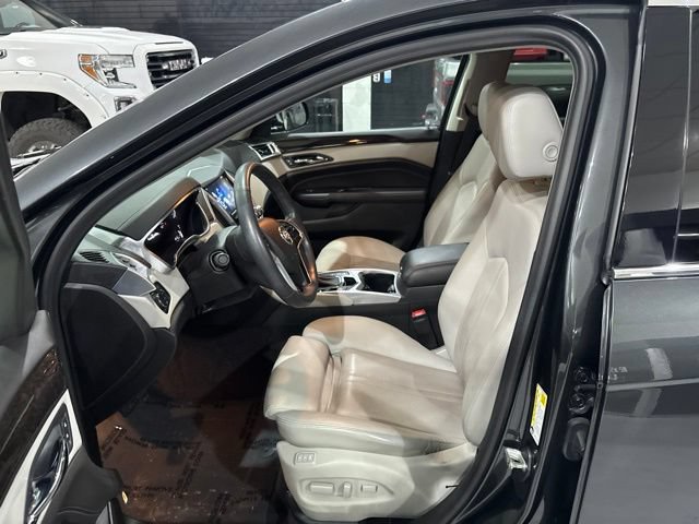 Used 2014 Cadillac SRX Luxury w/ Driver Awareness Package AWD/4WD image 12