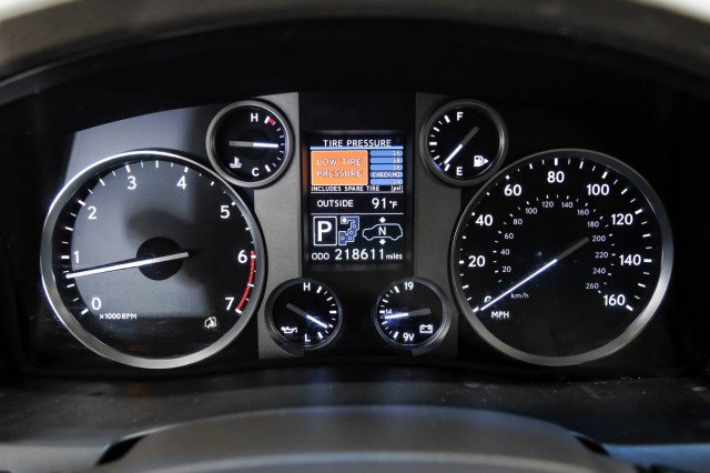 Used 2014 Lexus LX 570 4WD image 18