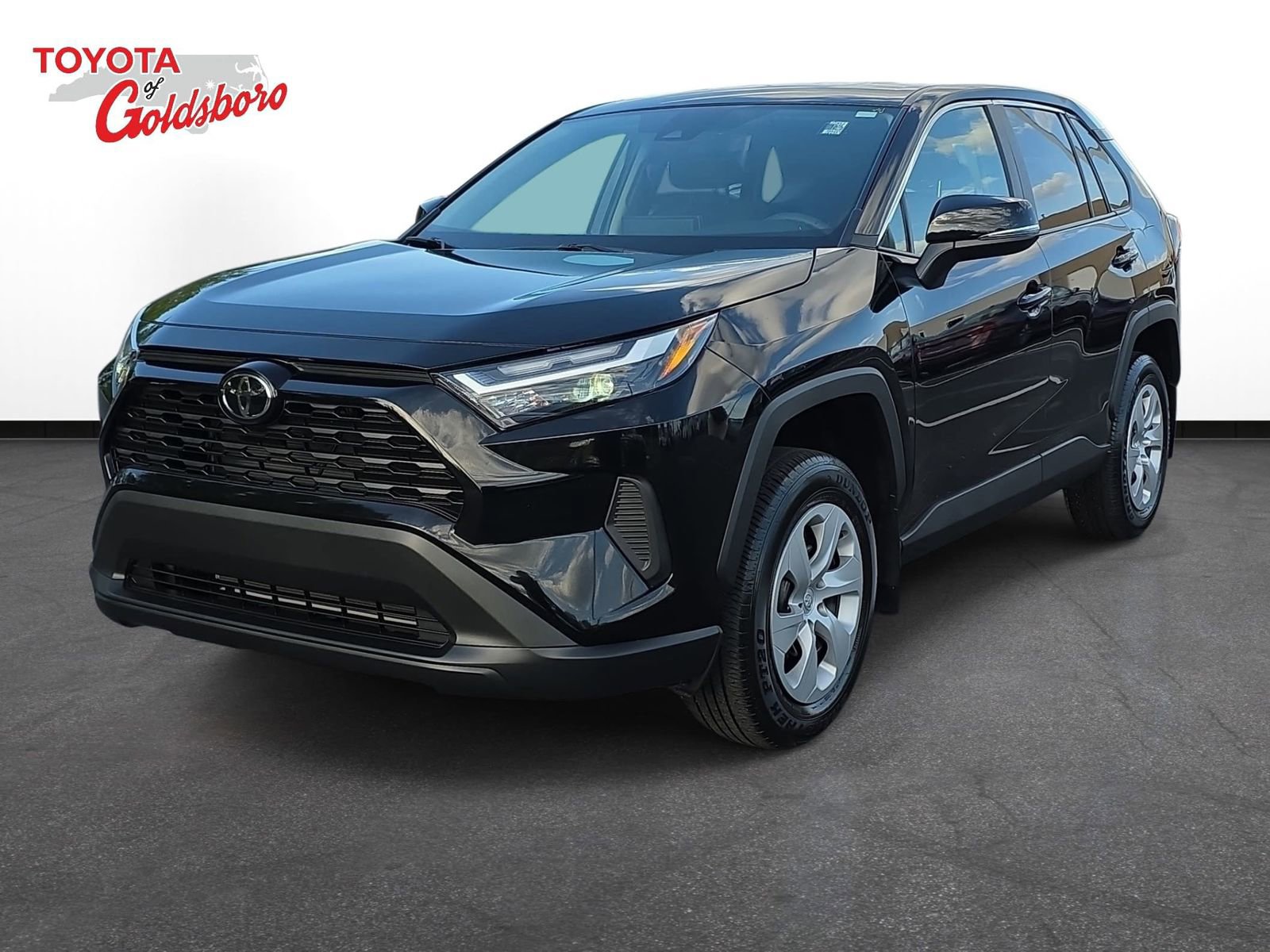 Used 2025 Toyota RAV4 LE image 1