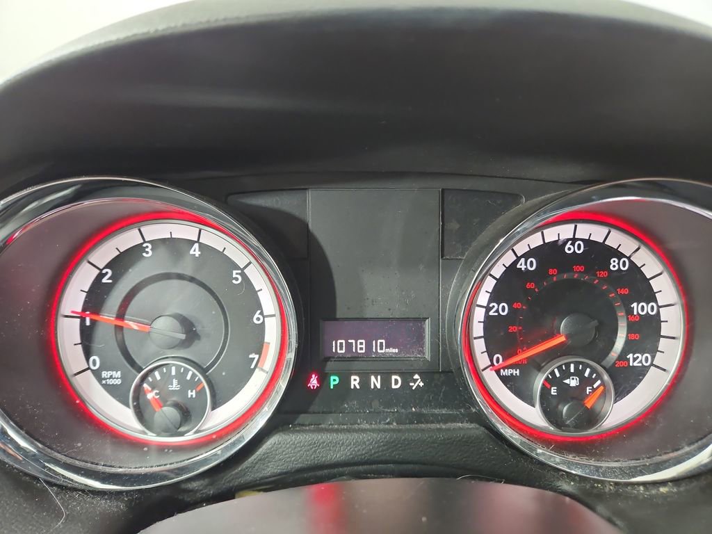 Used 2018 Dodge Grand Caravan SXT image 16