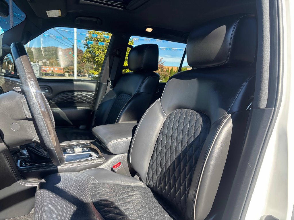 Used 2023 INFINITI QX80 Premium Select AWD/4WD image 10