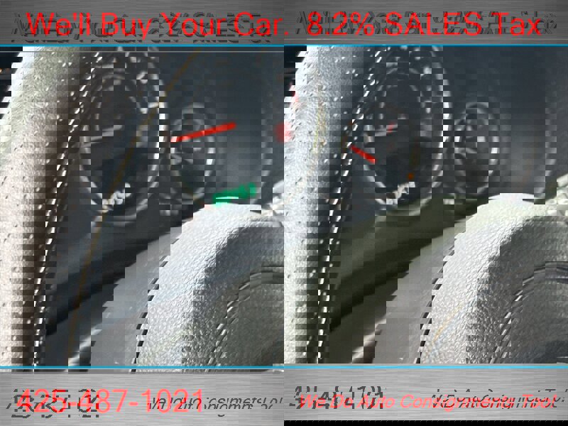 Used 2012 Jeep Wrangler Unlimited Rubicon w/ Connectivity Group image 22