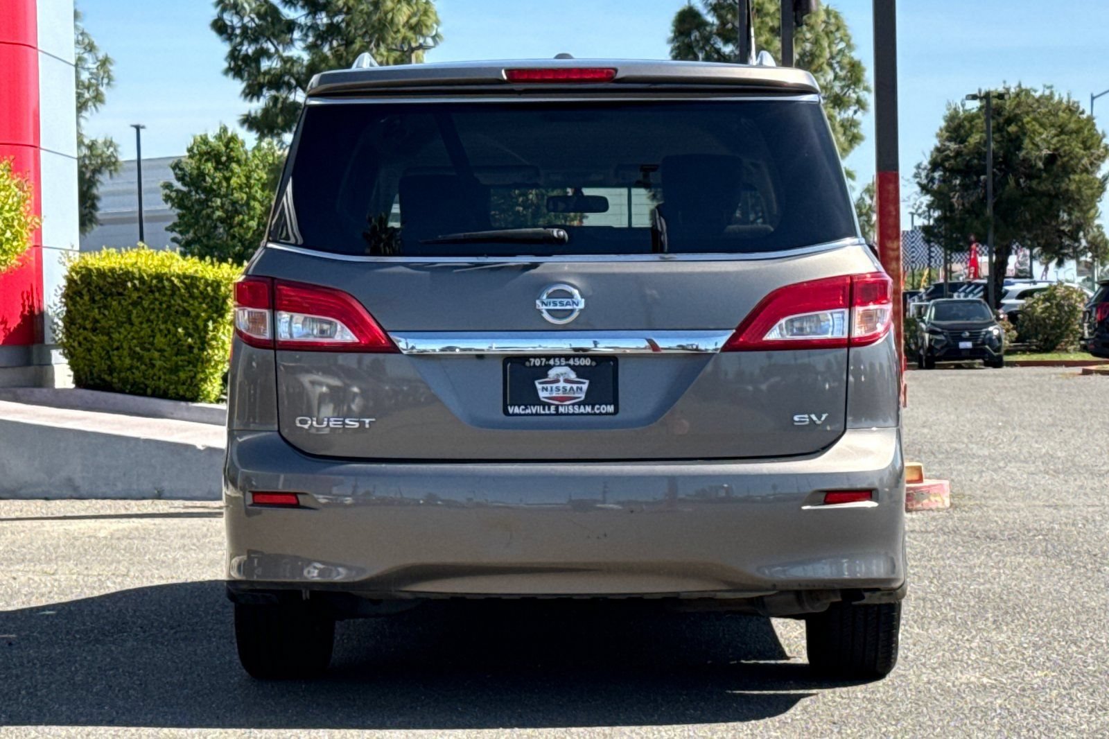 Used 2016 Nissan Quest SV FWD image 7