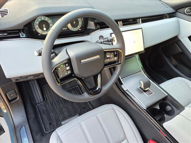 New 2026 Land Rover Range Rover Evoque S AWD/4WD image 3