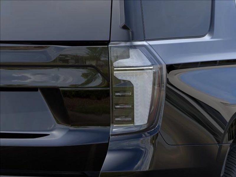 New 2026 Chevrolet Tahoe High Country AWD/4WD image 11