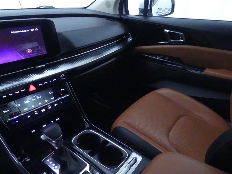 Used 2024 Kia Carnival SX Prestige FWD image 17