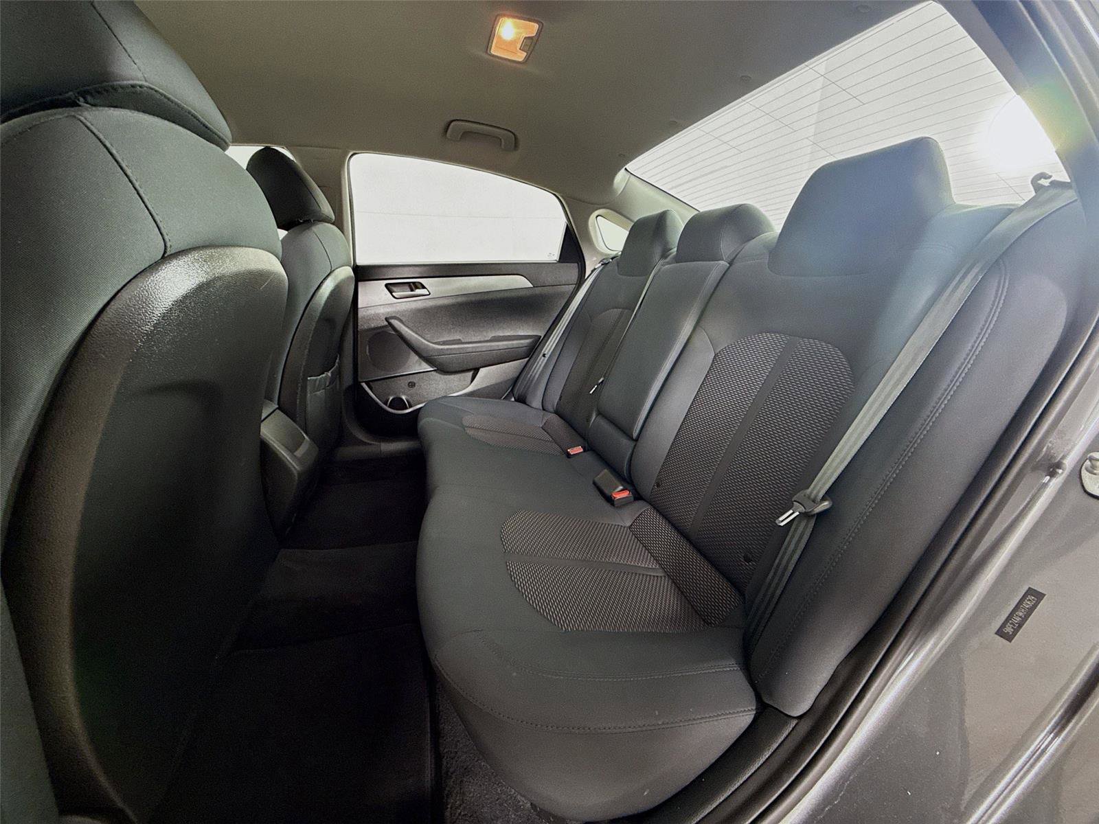 Used 2019 Hyundai Sonata SE FWD image 23