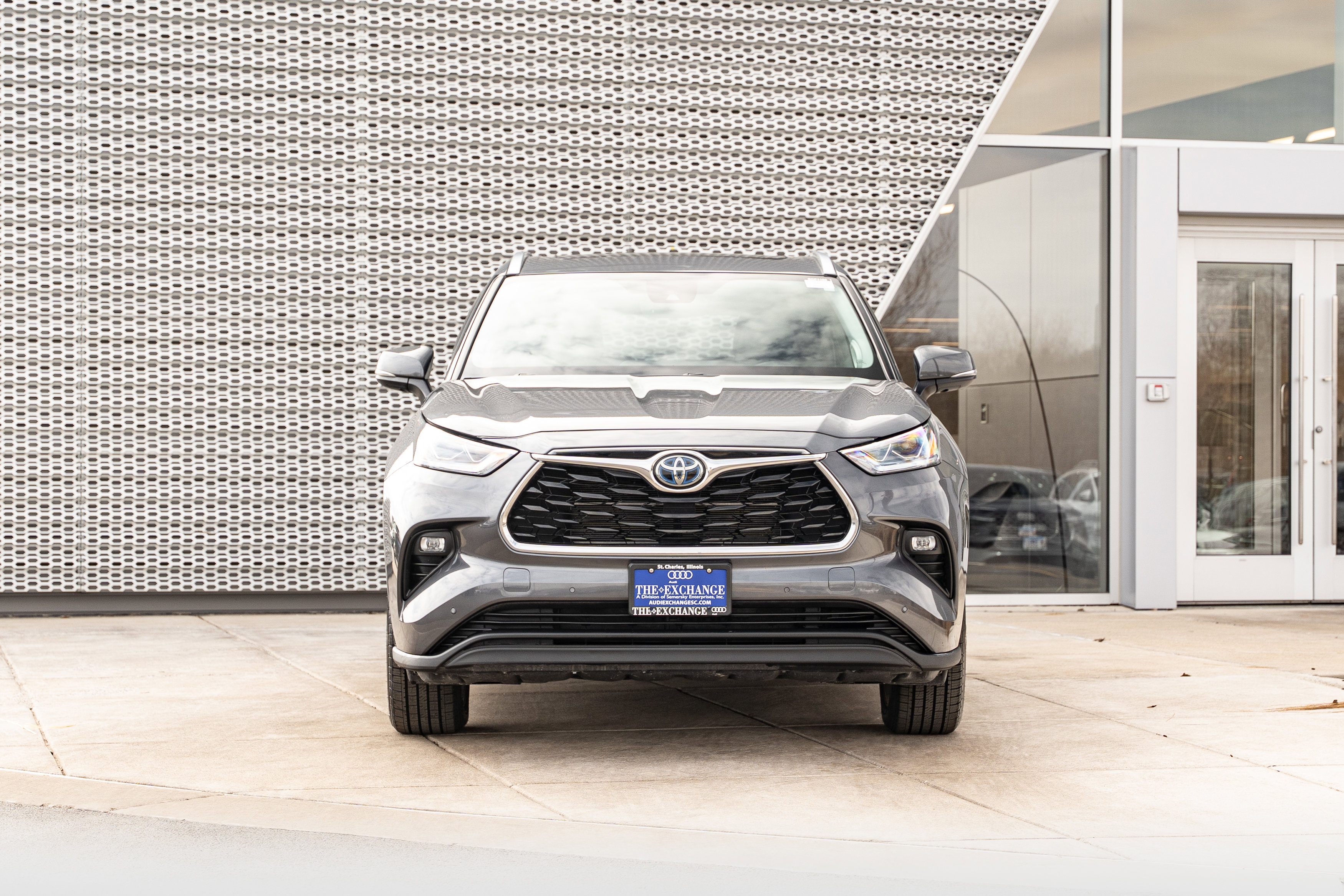 Used 2023 Toyota Highlander Limited image 38