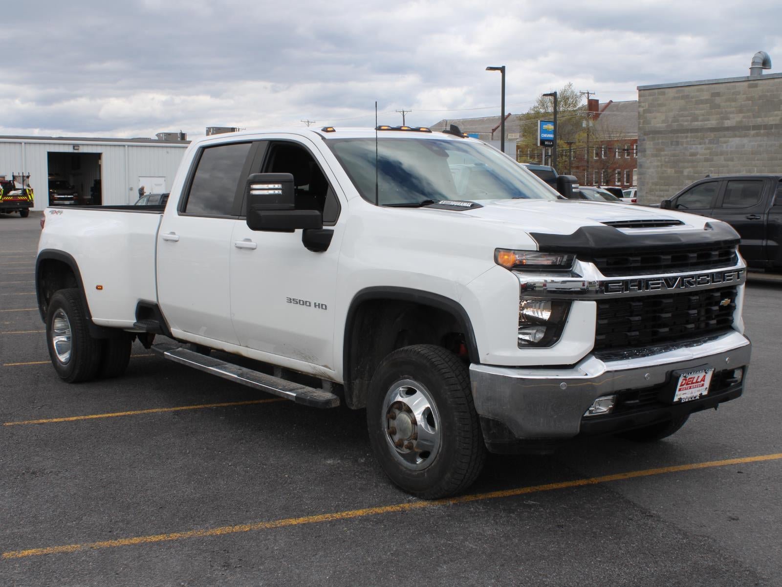 Used 2021 Chevrolet Silverado 3500 LT w/ All Star Edition AWD/4WD image 3
