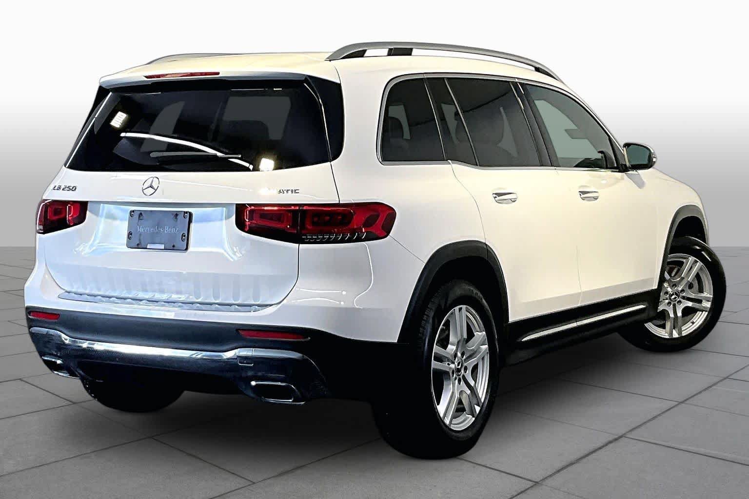 Certified 2021 Mercedes-Benz GLB 250 4MATIC image 13