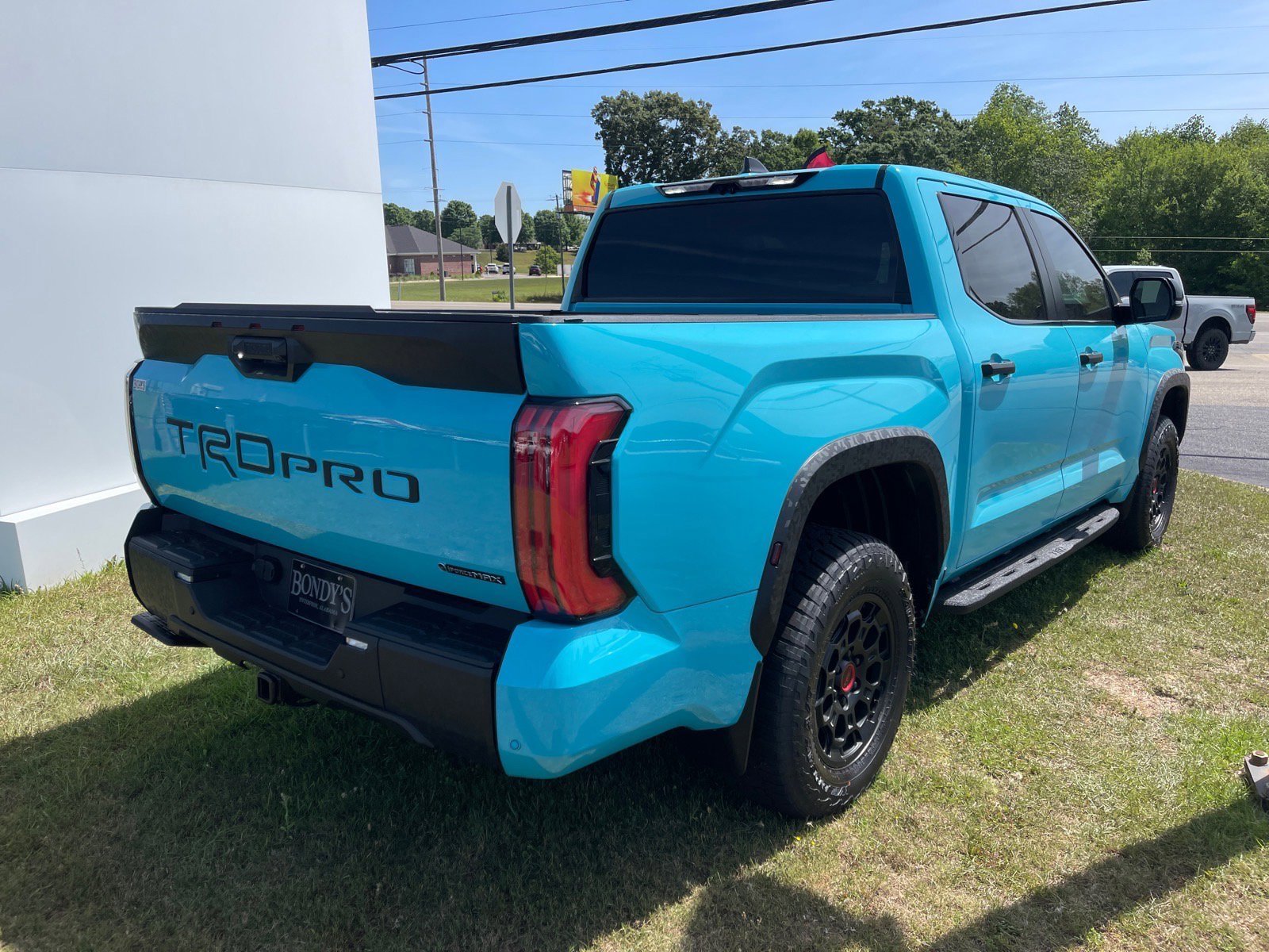 New 2026 Toyota Tundra TRD Pro AWD/4WD image 15