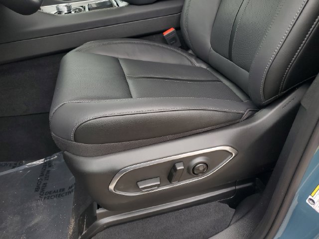 New 2026 Jeep Grand Wagoneer Limited AWD/4WD image 22