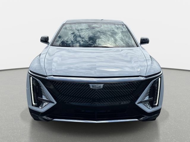 New 2025 Cadillac Lyriq Luxury w/ LPO, Floor Liner Package AWD/4WD image 8