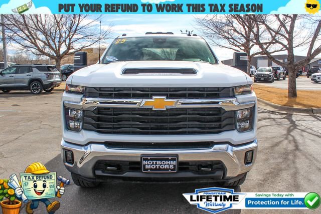 Used 2025 Chevrolet Silverado 3500 LT w/ Convenience Package image 5