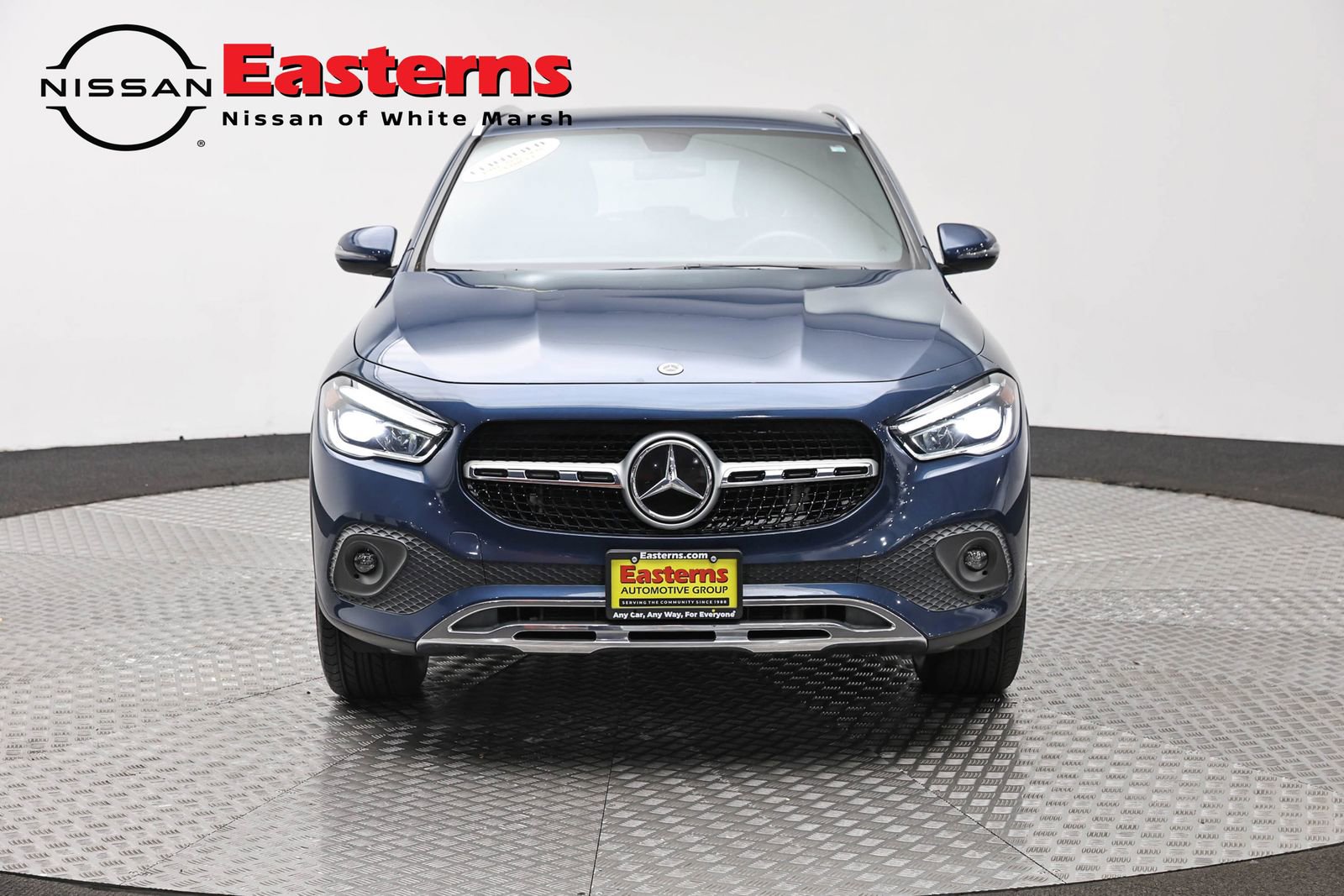 Used 2023 Mercedes-Benz GLA 250 4MATIC w/ Premium Package image 2