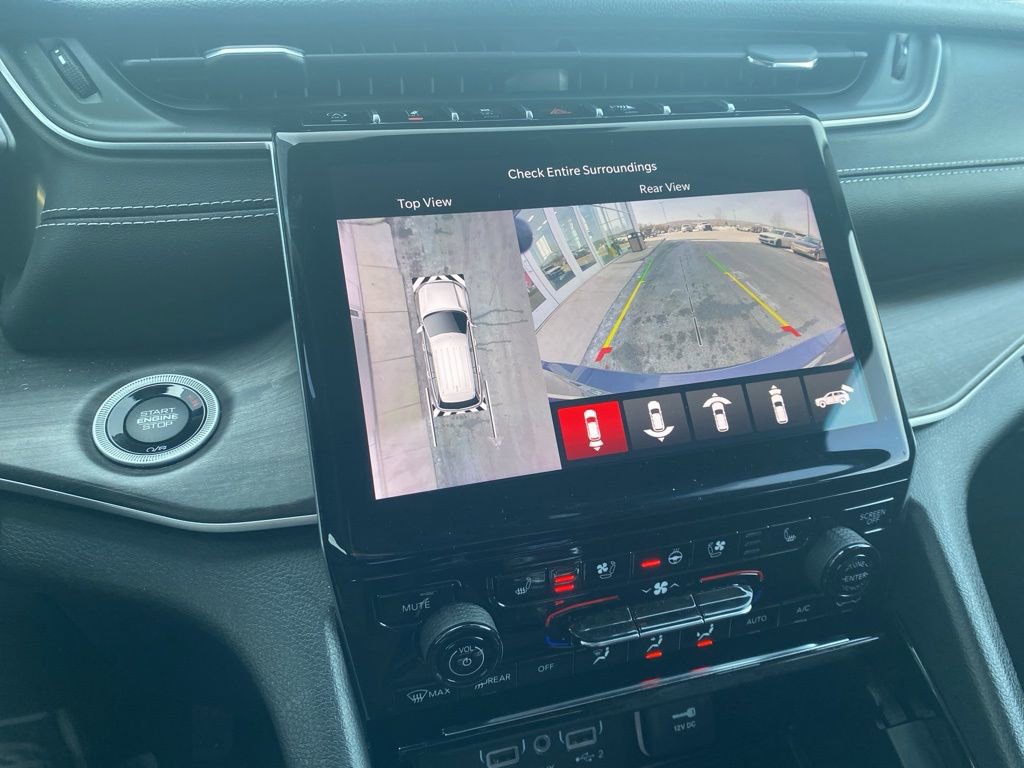 Certified 2023 Jeep Grand Cherokee L Limited w/ Luxury Tech Group II image 38