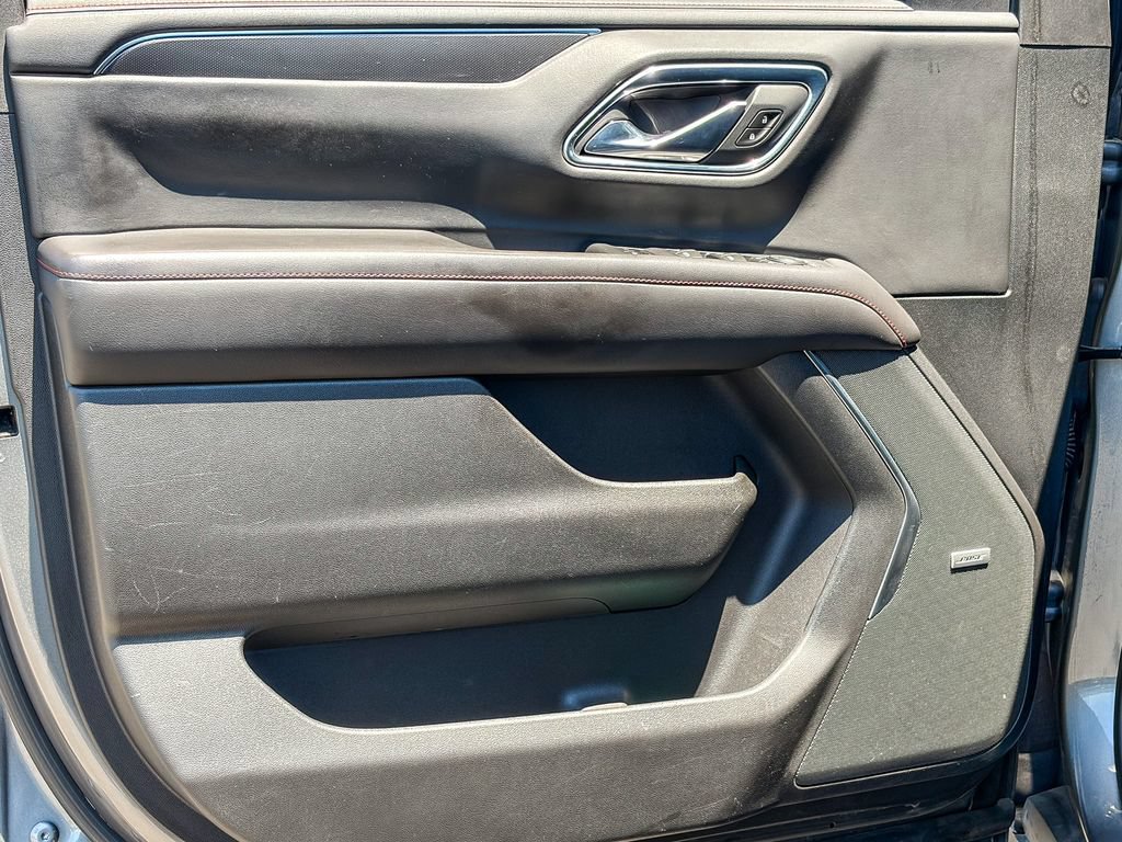 Used 2021 Chevrolet Suburban RST w/ Luxury Package AWD/4WD image 42