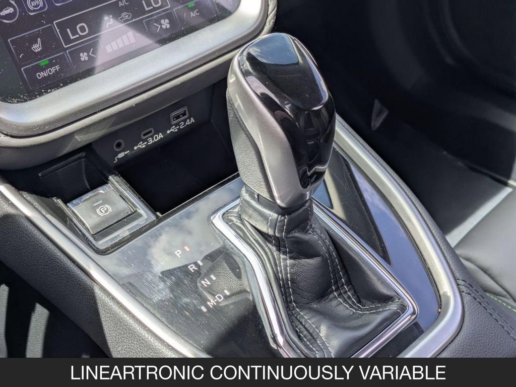 Used 2025 Subaru Outback Onyx Edition AWD/4WD image 21