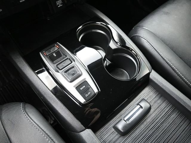 Used 2016 Honda Pilot Touring image 31