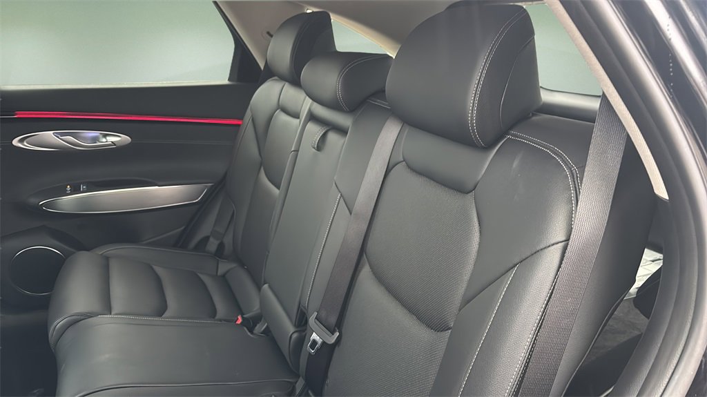 New 2026 Genesis GV70 2.5T Select image 10