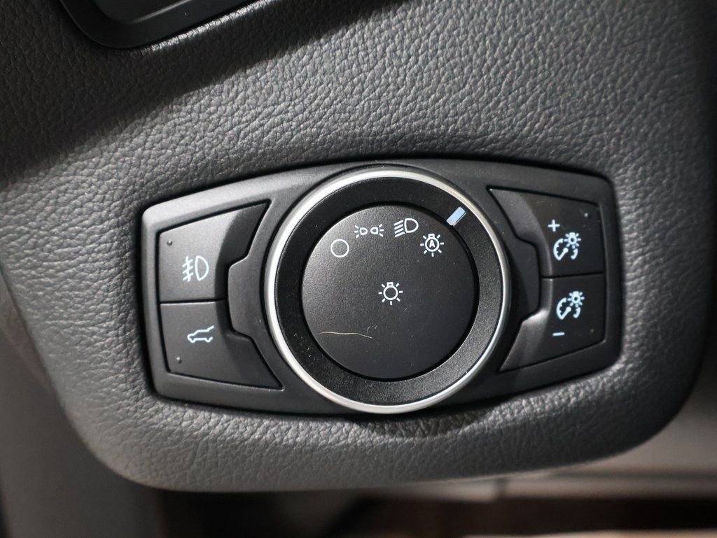 Used 2017 Ford Escape SE w/ SE Leather Comfort Package image 26