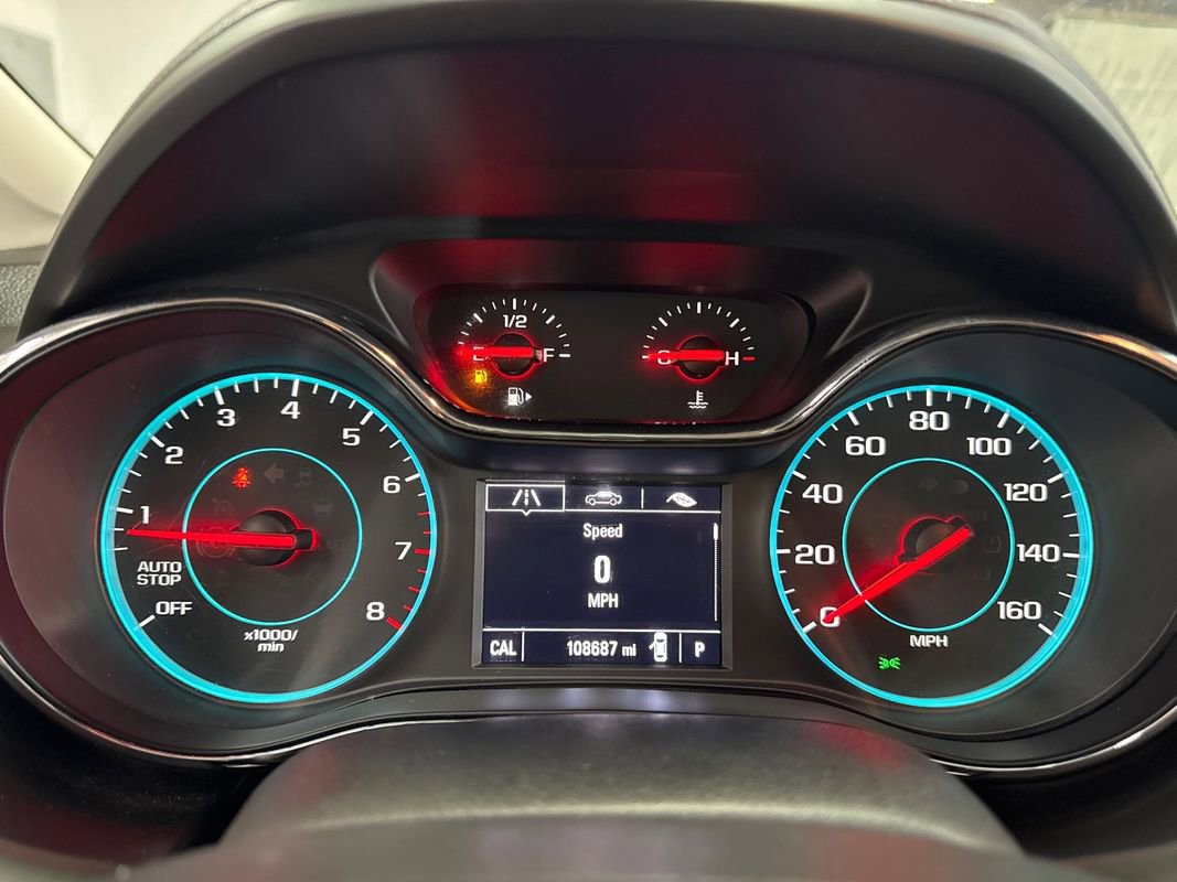 Used 2018 Chevrolet Cruze LT w/ Convenience Package FWD image 14