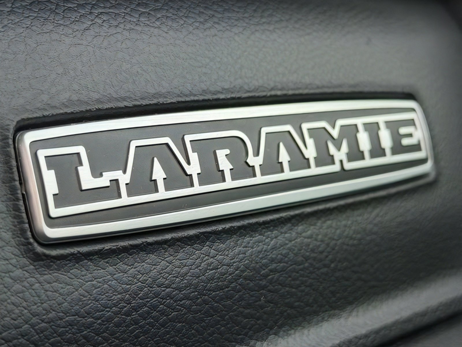 Used 2024 RAM 1500 Laramie w/ Trailer Tow Group AWD/4WD image 30