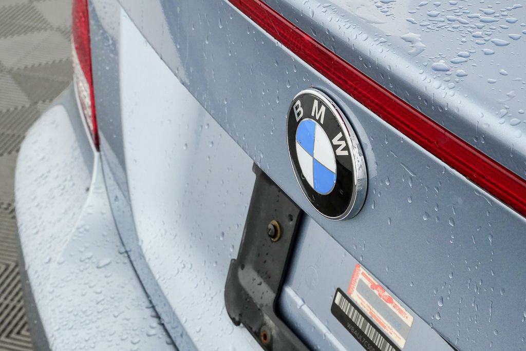 Used 2011 BMW 128i Convertible image 31