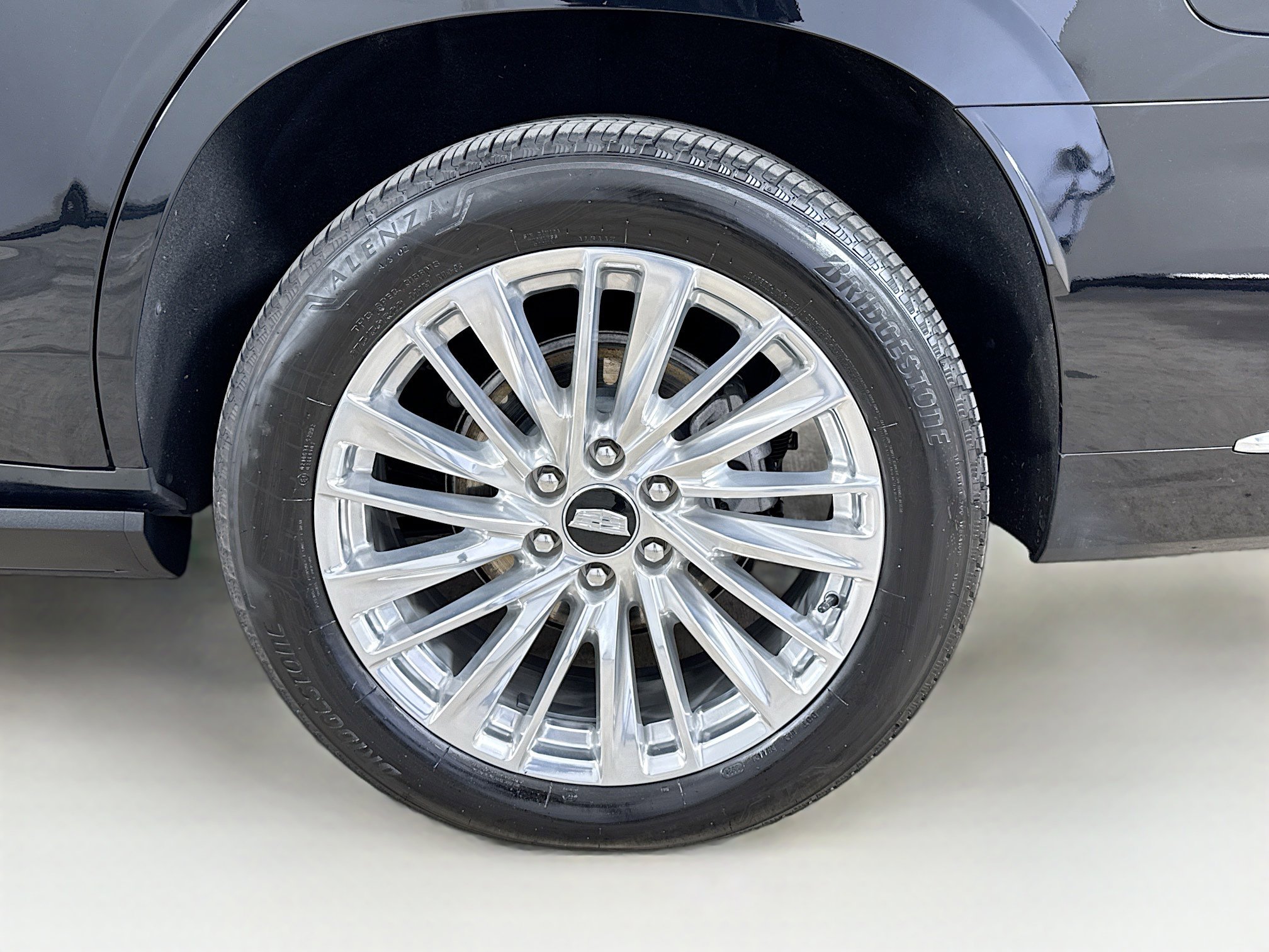 Used 2025 Cadillac Escalade Premium Luxury w/ Touring Package image 34