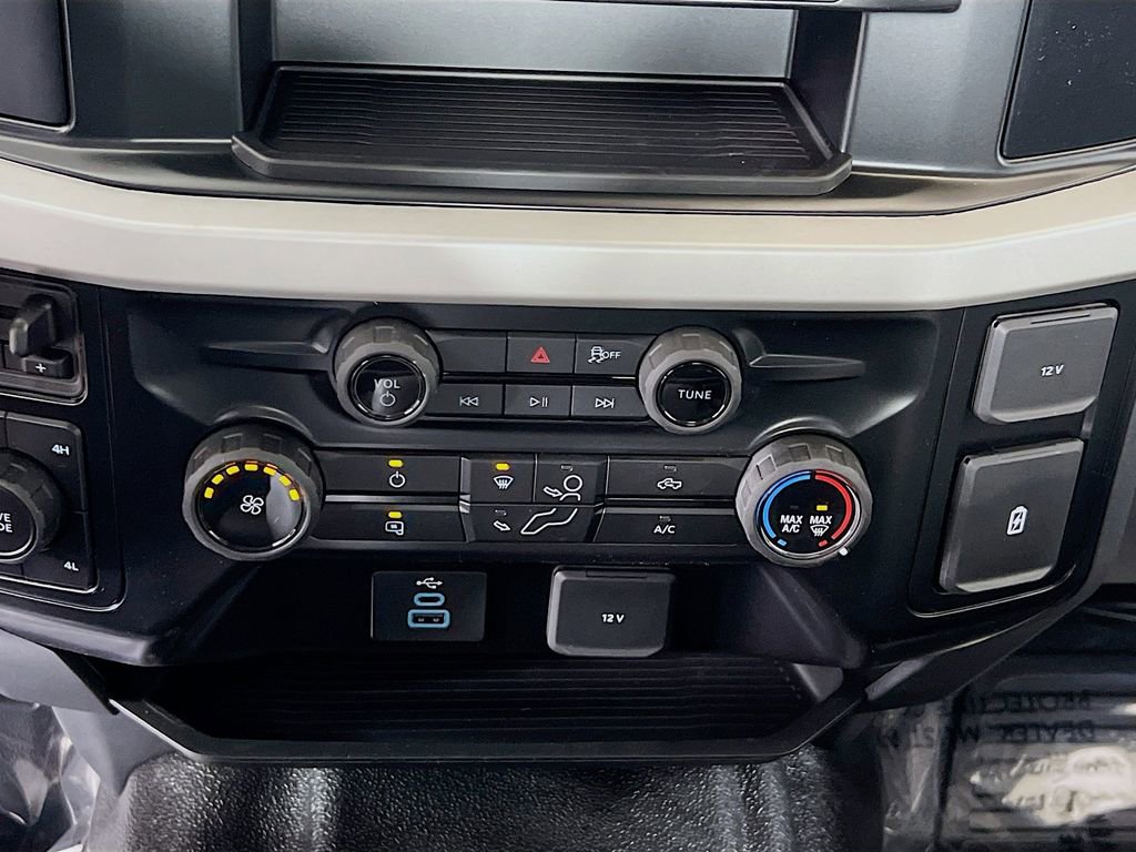 New 2026 Ford F550 4x4 Crew Cab Super Duty image 9