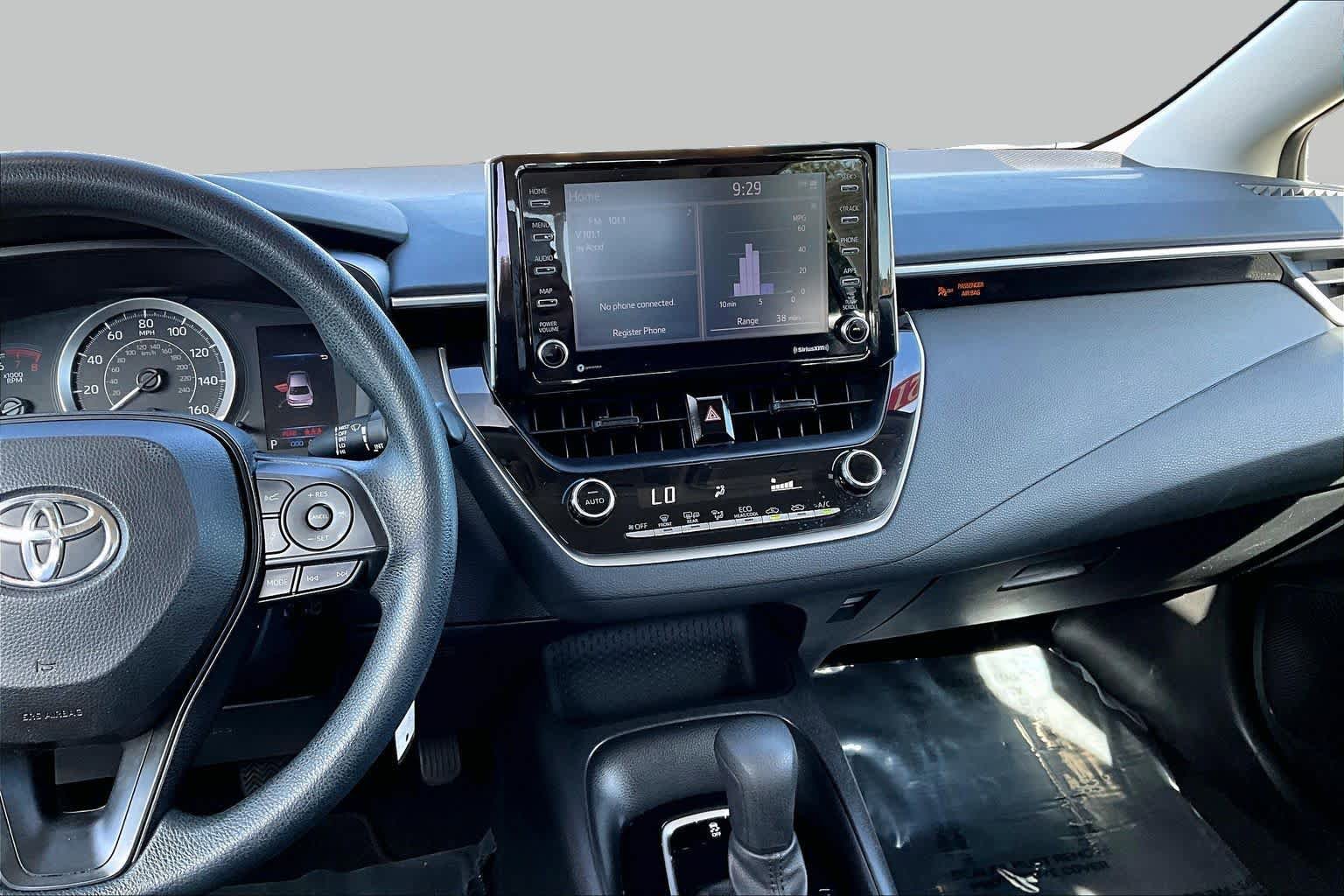 Certified 2021 Toyota Corolla LE FWD image 6