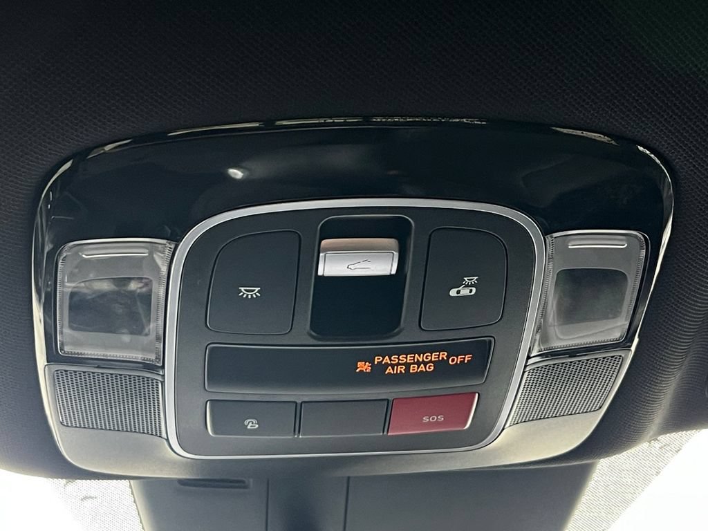 Used 2024 Hyundai Santa Cruz Night AWD/4WD image 7