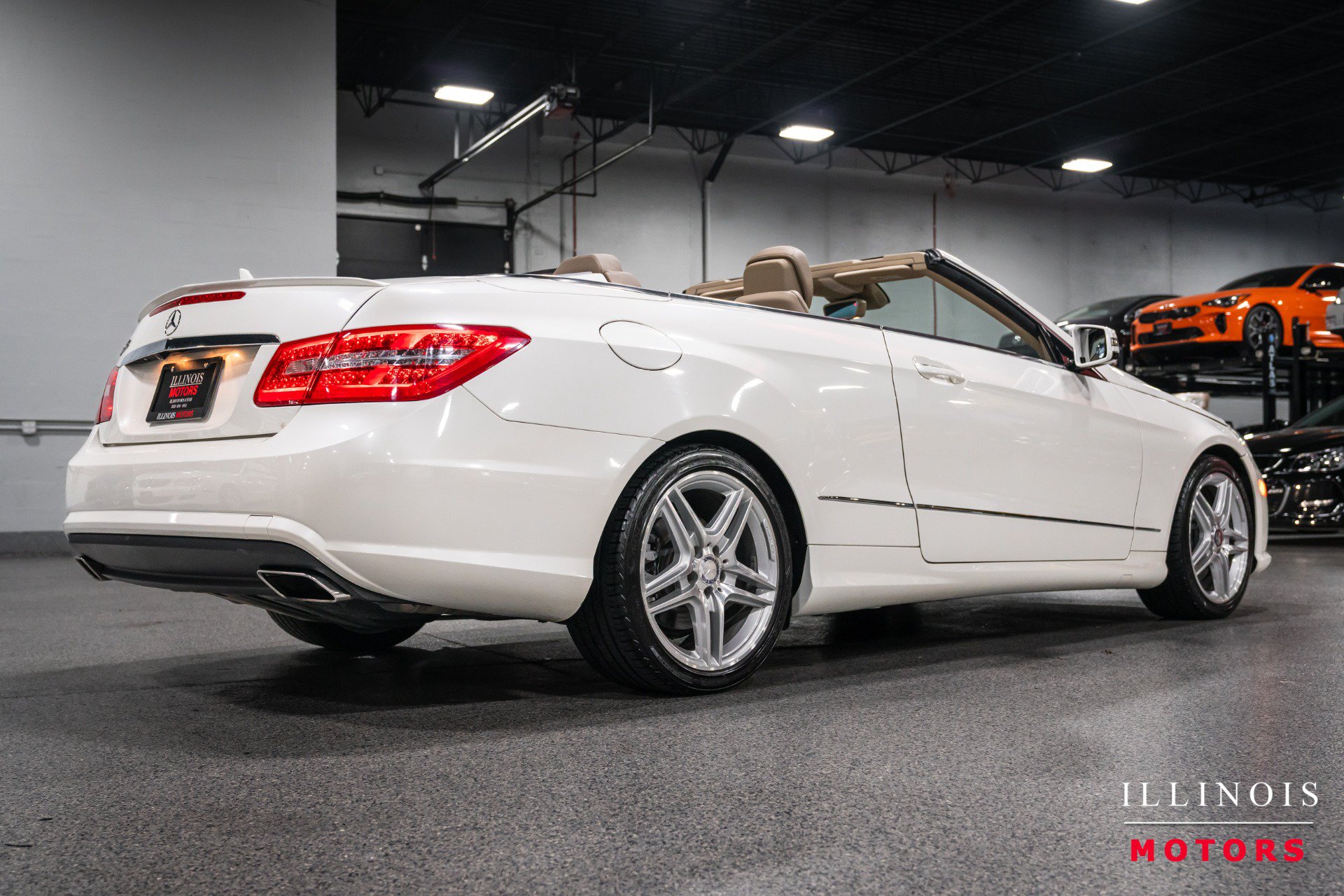 Used 2011 Mercedes-Benz E 550 Cabriolet image 5