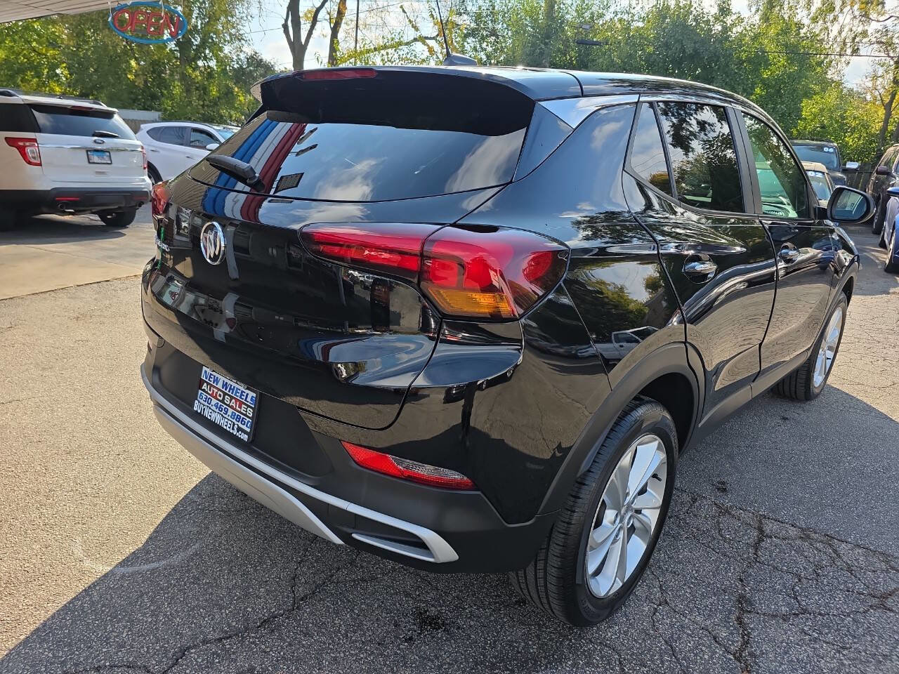 Used 2022 Buick Encore GX Preferred w/ Cold Weather Comfort Package image 29
