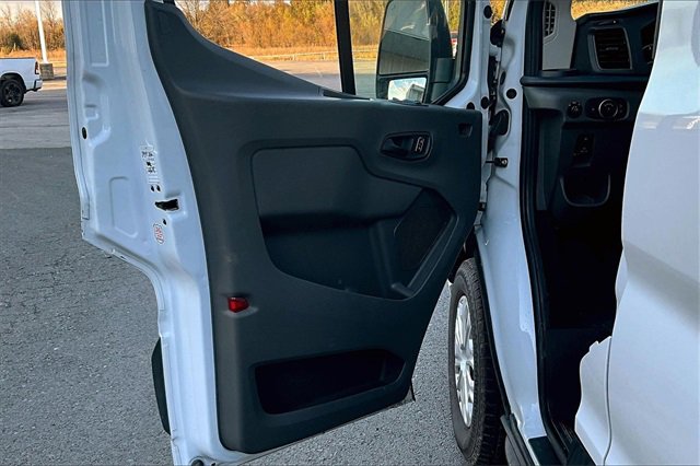 Used 2023 Ford Transit 350 XLT image 19