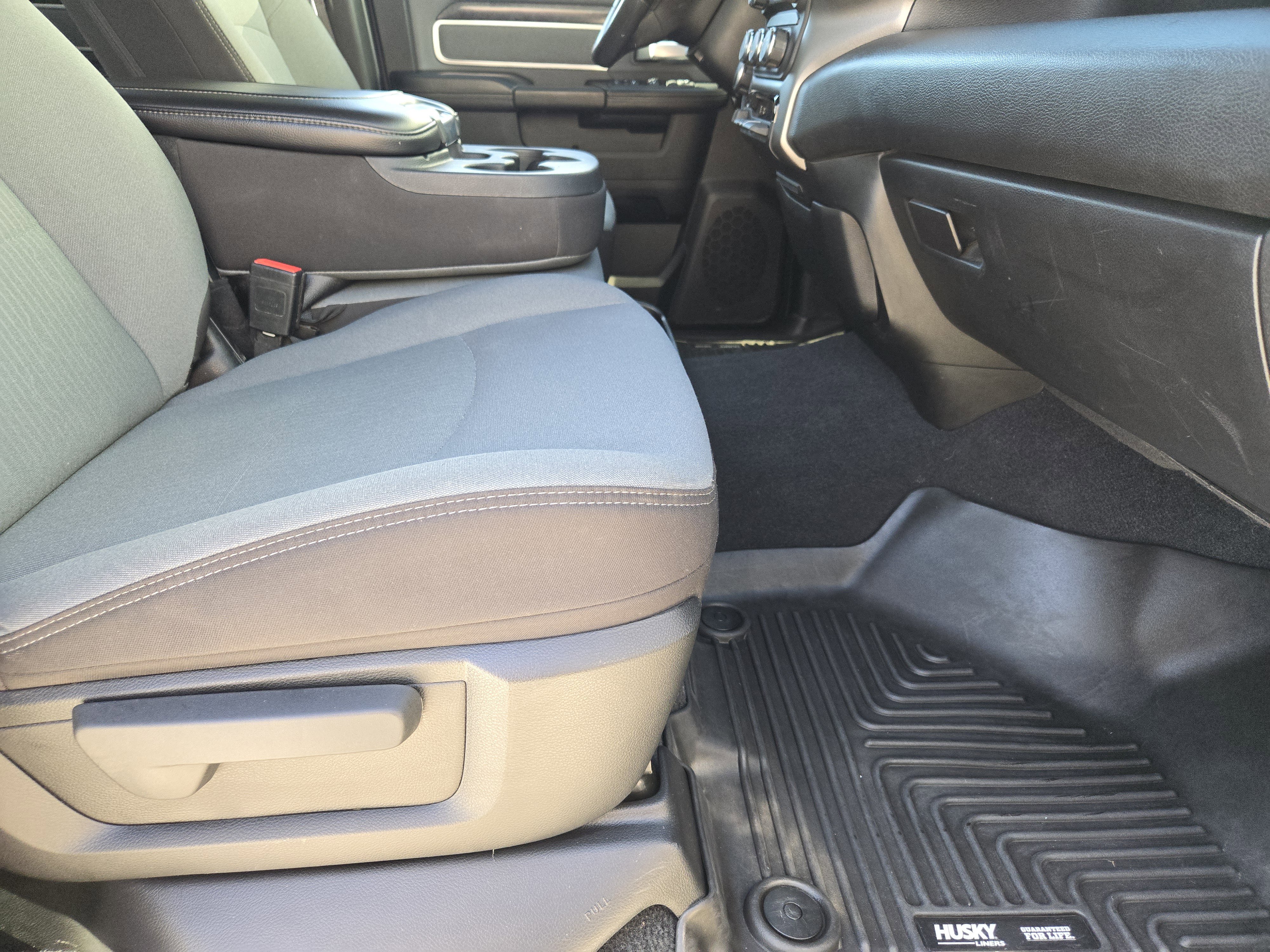 Used 2022 RAM 2500 Big Horn image 17