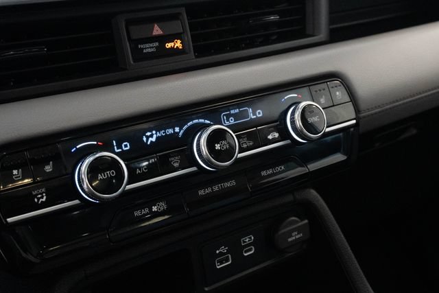 Used 2025 Honda Pilot Elite image 22