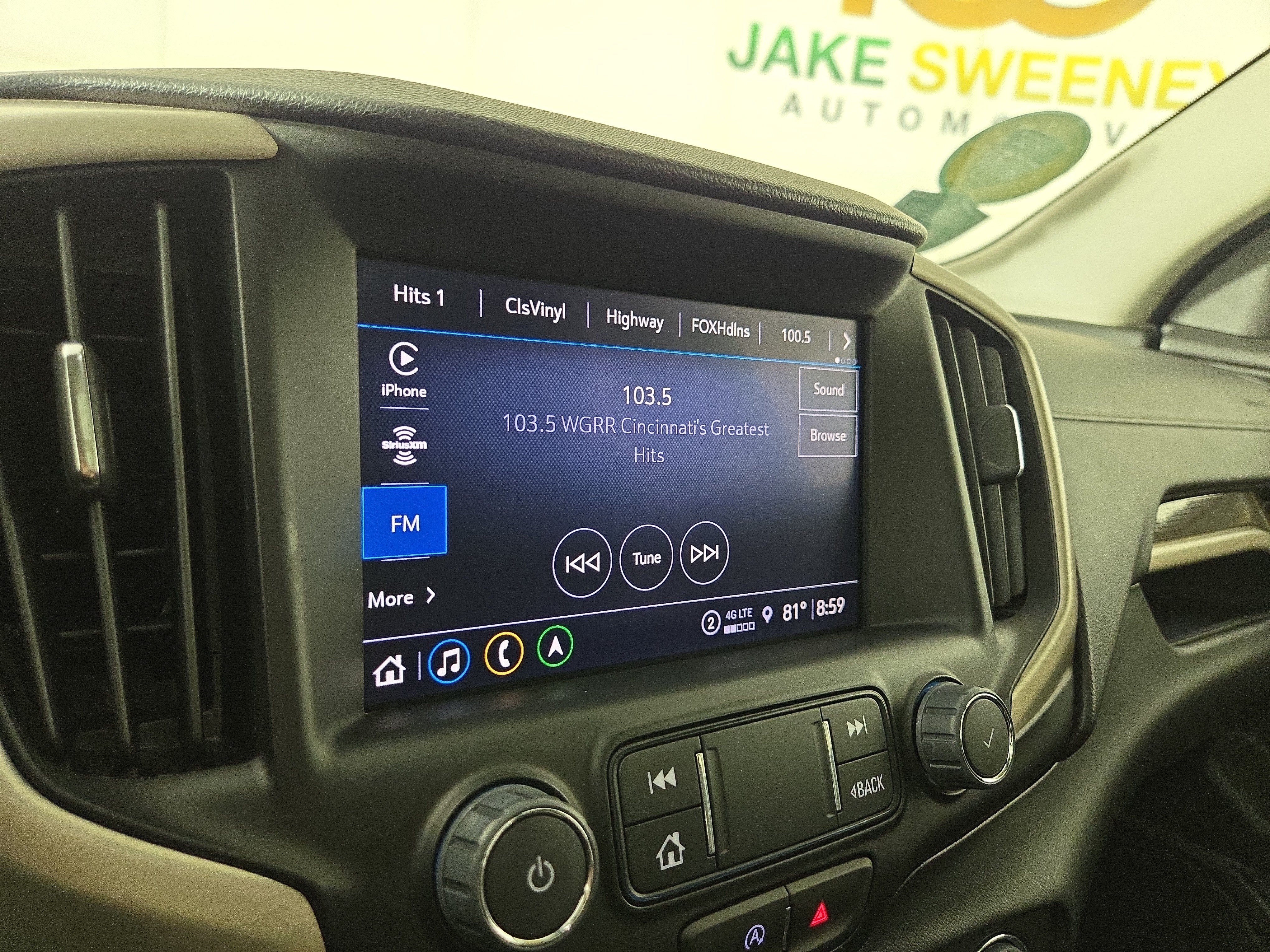 Certified 2024 GMC Terrain Denali w/ Black Diamond Edition AWD/4WD image 19