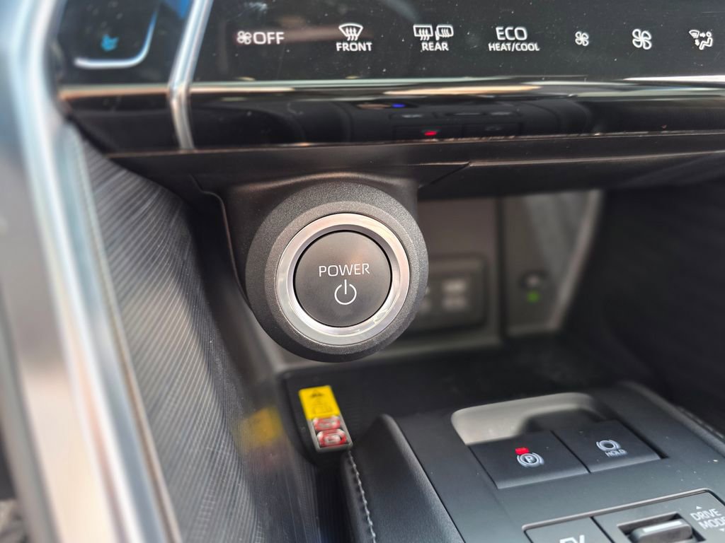 Used 2024 Toyota Venza Limited AWD/4WD image 34