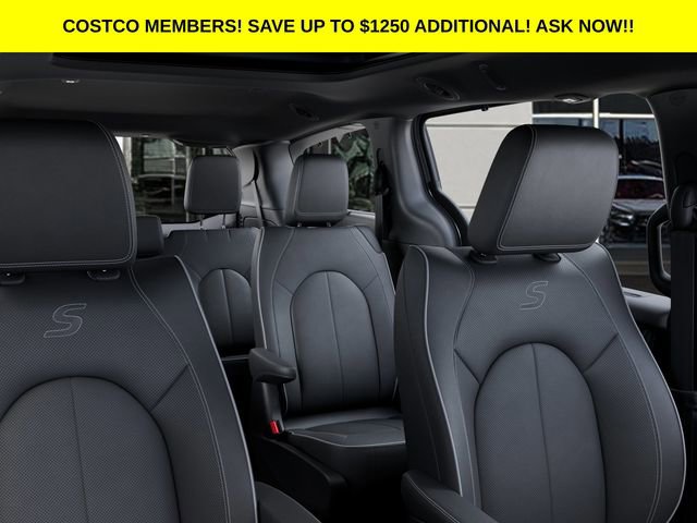 New 2026 Chrysler Pacifica Limited w/ S Appearance Package AWD/4WD image 26