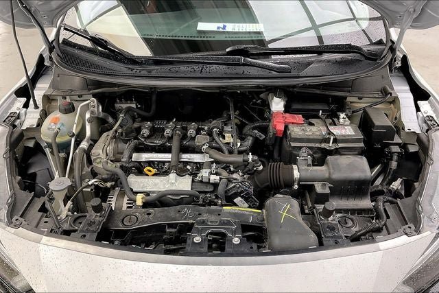 Used 2024 Nissan Versa SR FWD image 28