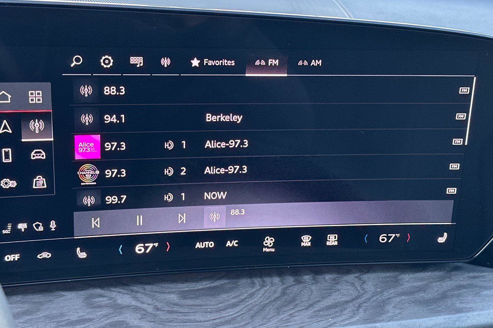 Used 2025 Audi Q5 Premium Plus w/ Premium Plus image 18