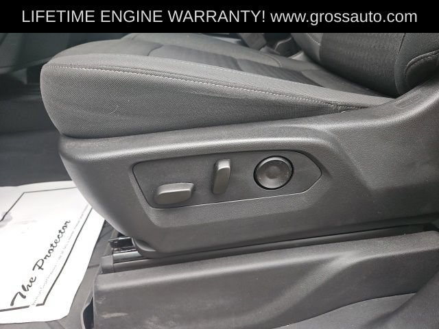 Used 2024 Chevrolet Silverado 1500 Custom w/ LPO, Dark Essentials Package AWD/4WD image 18