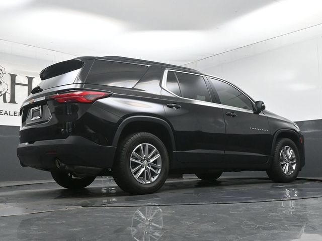 Used 2022 Chevrolet Traverse LT FWD image 36