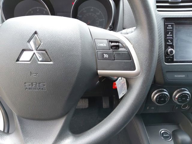 Used 2025 Mitsubishi Outlander Sport ES AWD/4WD image 11