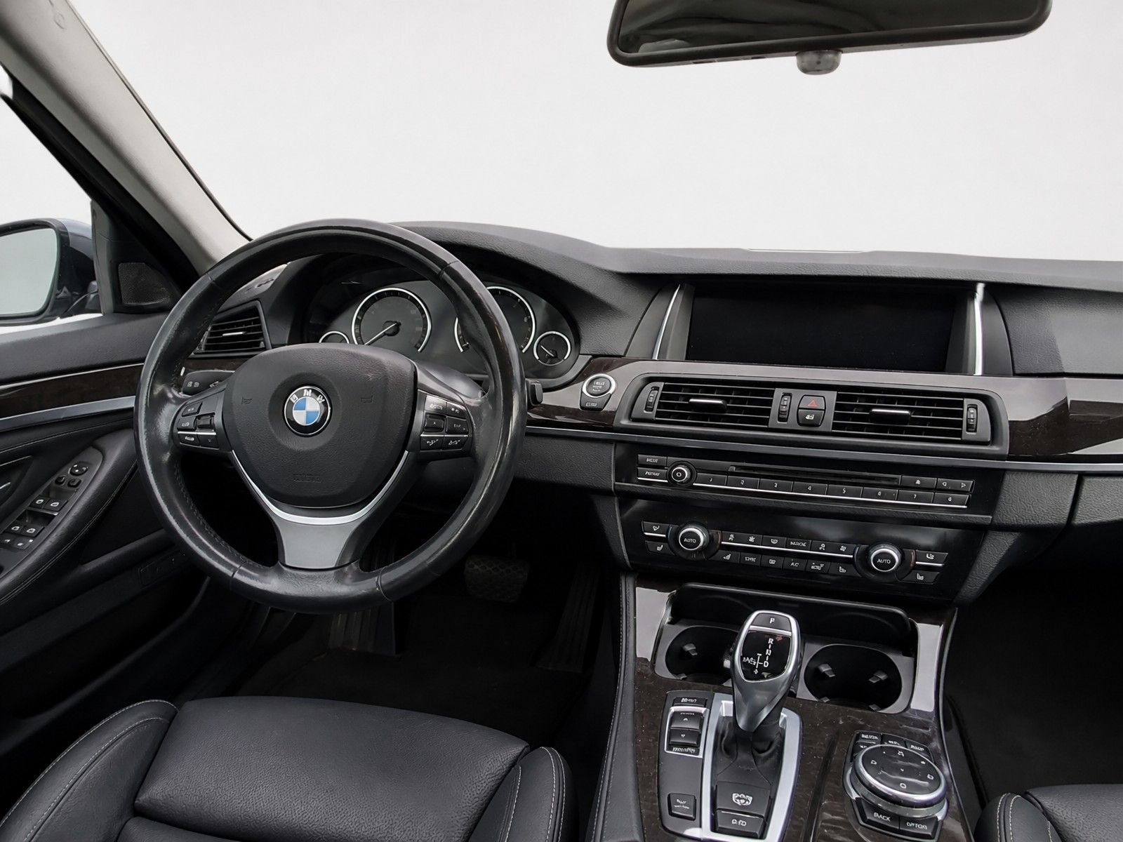 Used 2016 BMW 535i Sedan RWD image 24